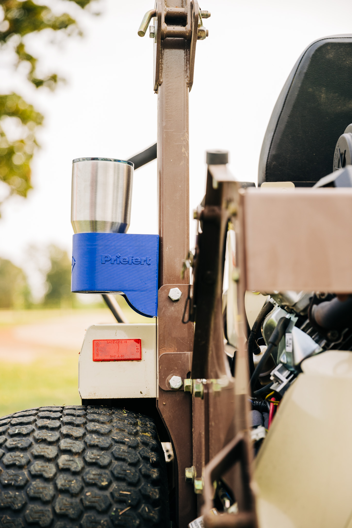 Cowboy Cupholder SR 3535.jpg